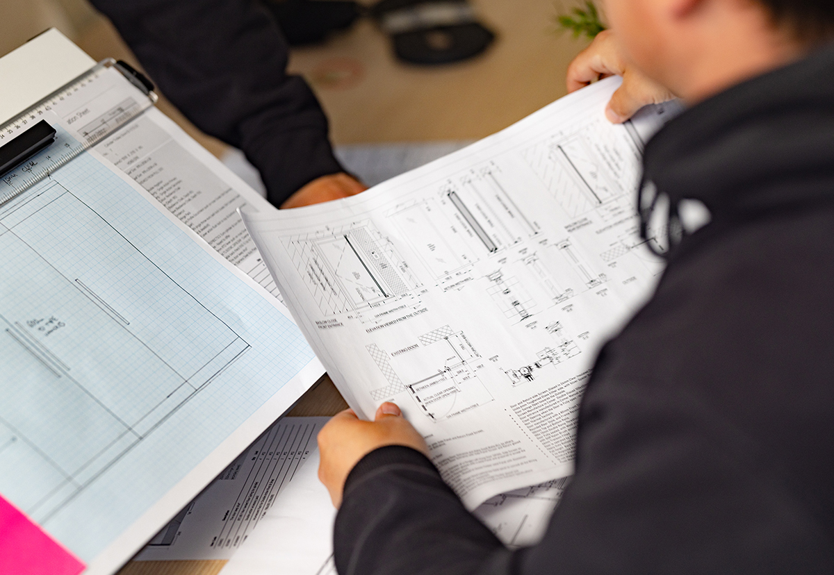 High-quality aluminium fabrication and automatic doors supplied and installed across Essex, London, Kent