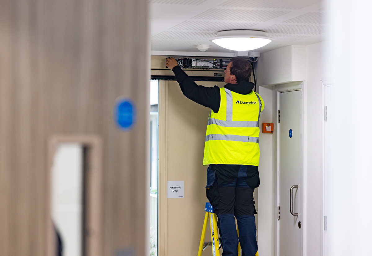 High-quality aluminium fabrication and automatic doors supplied and installed across Essex, London, Kent