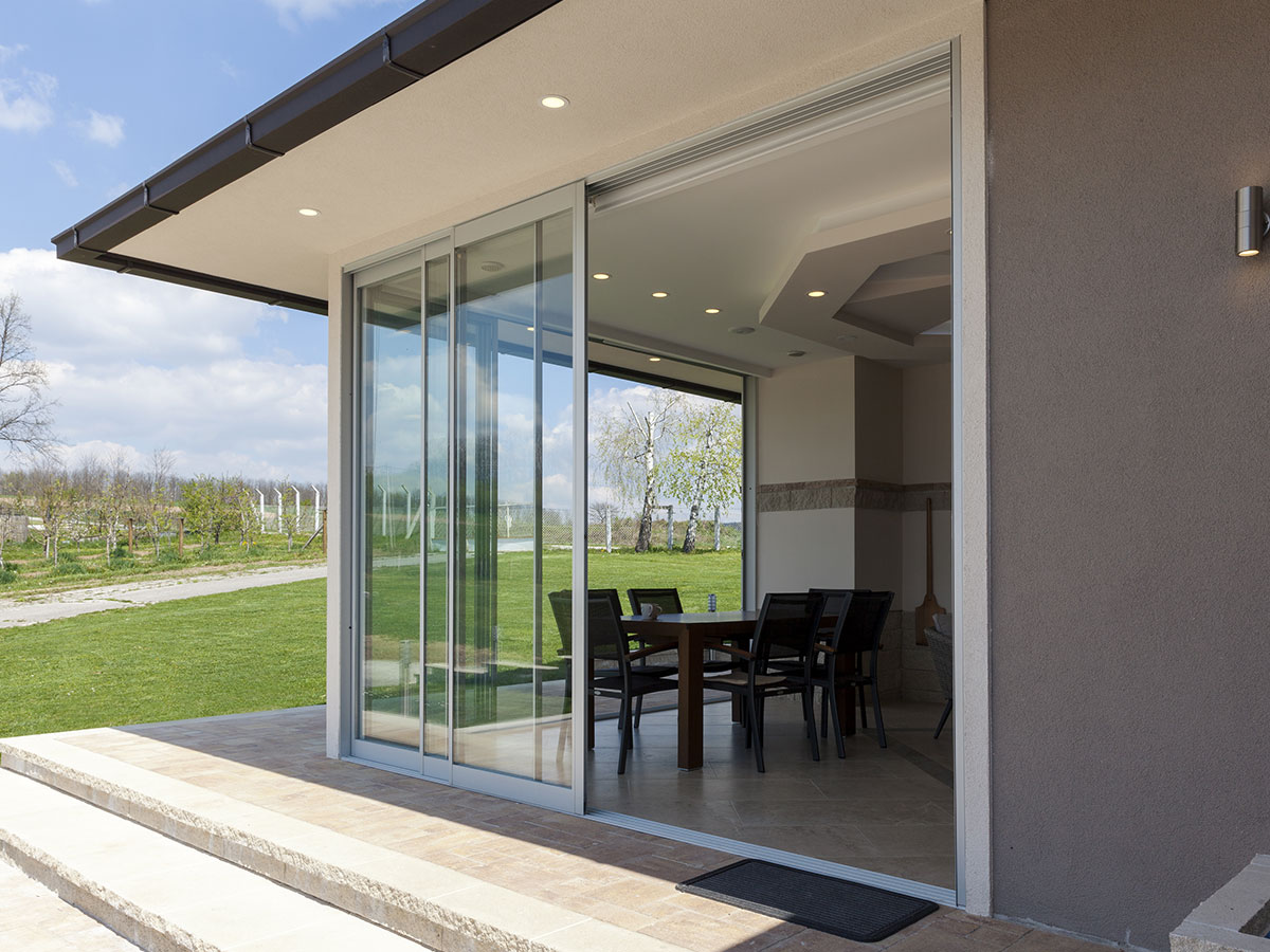 High-quality aluminium fabrication and automatic doors supplied and installed across Essex, London, Kent