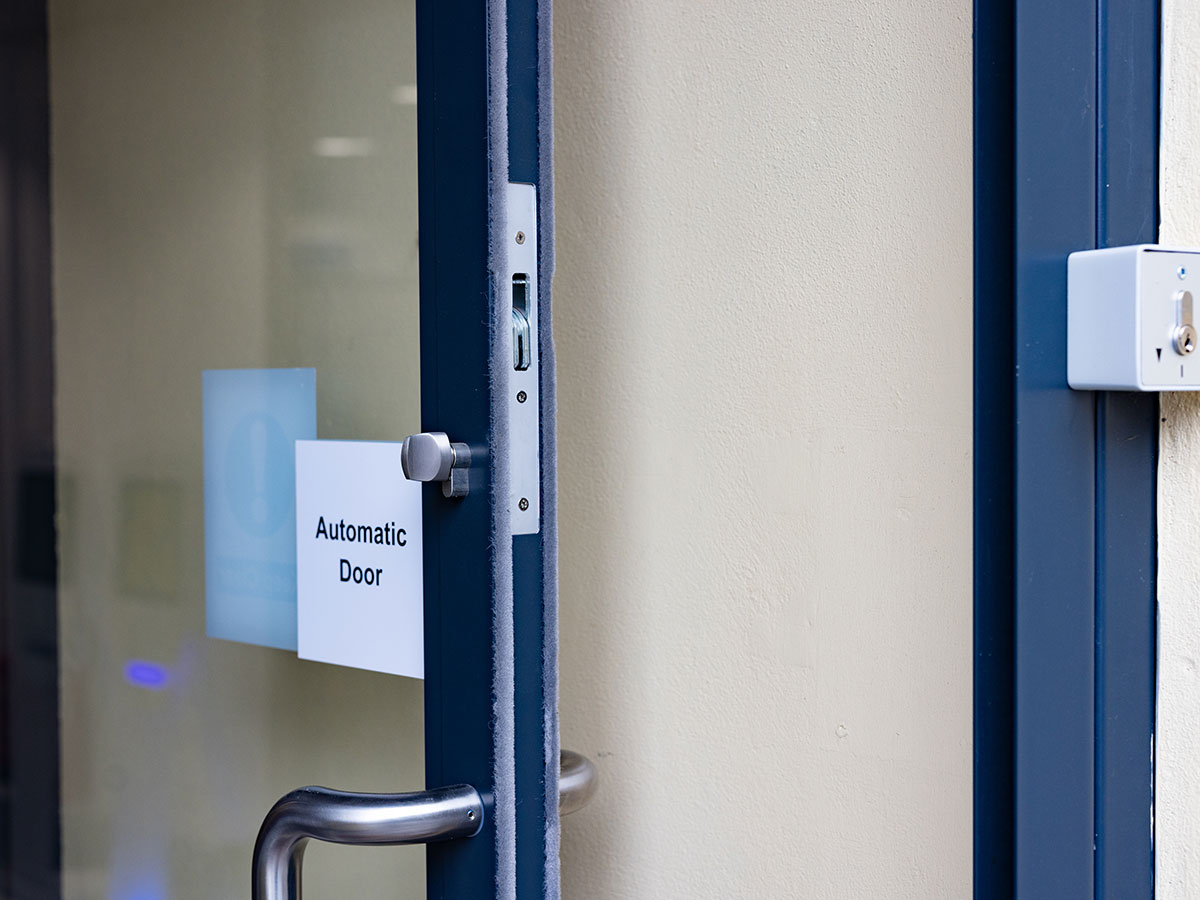 High-quality aluminium fabrication and automatic doors supplied and installed across Essex, London, Kent