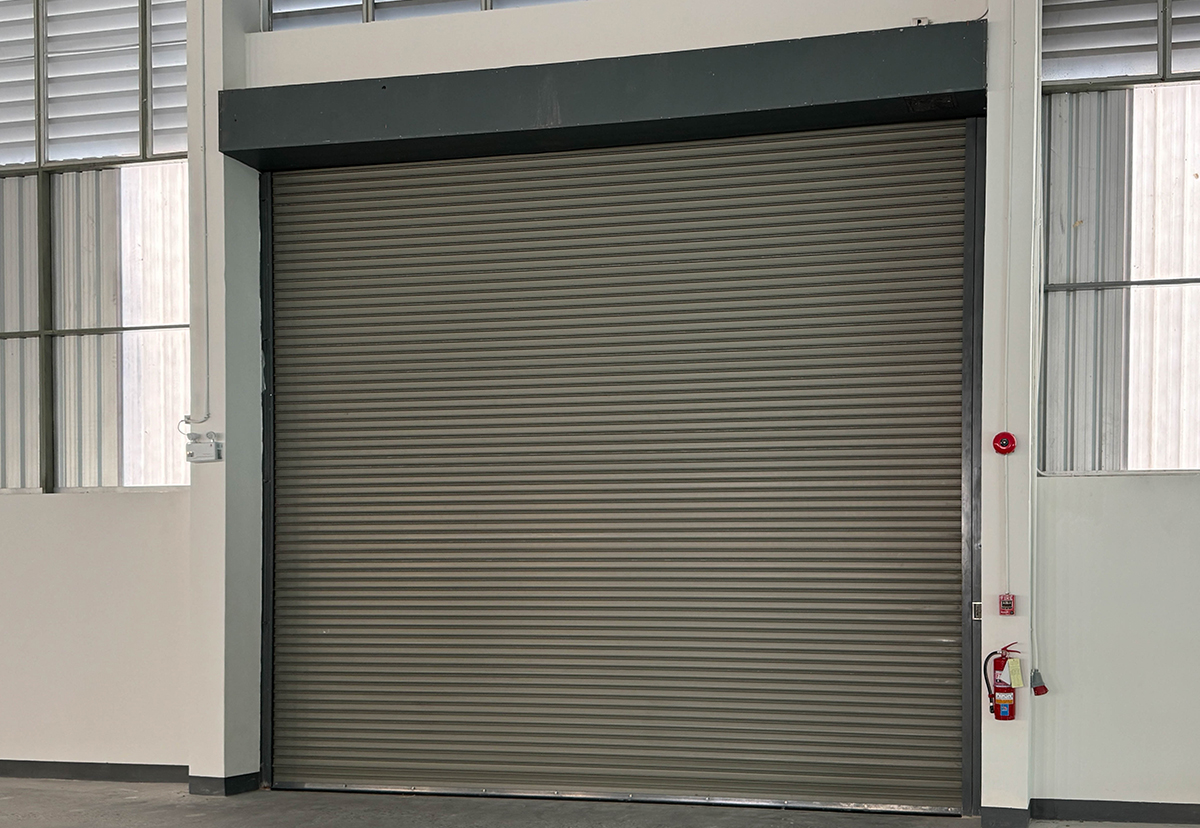 High-quality aluminium fabrication and automatic doors supplied and installed across Essex, London, Kent